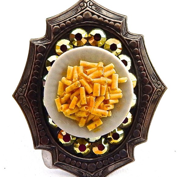MAC N CHEESE SWAROVSKI RHINESTONE RING